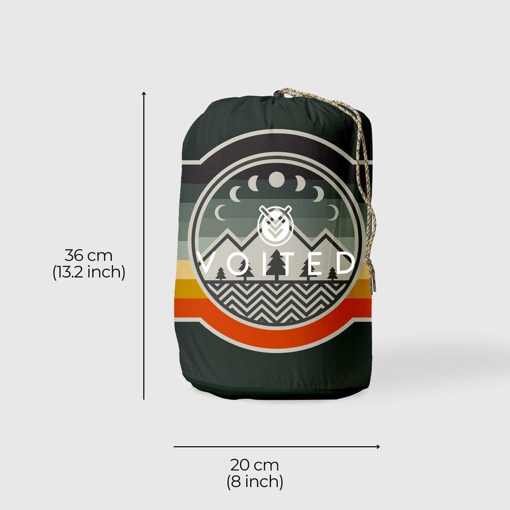 VOITED CloudTouch® Indoor/Outdoor Camping Blanket - Camp Vibes / Greengabel