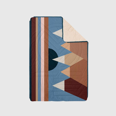 VOITED CloudTouch® Indoor/Outdoor Camping Blanket - Monadnock Two
