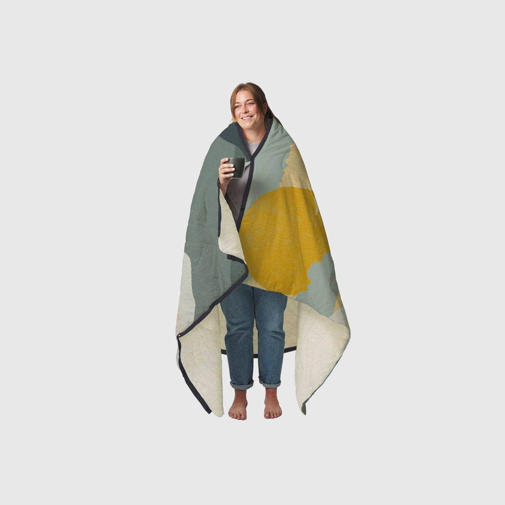 VOITED CloudTouch® Indoor/Outdoor Camping Blanket - Nomadnext