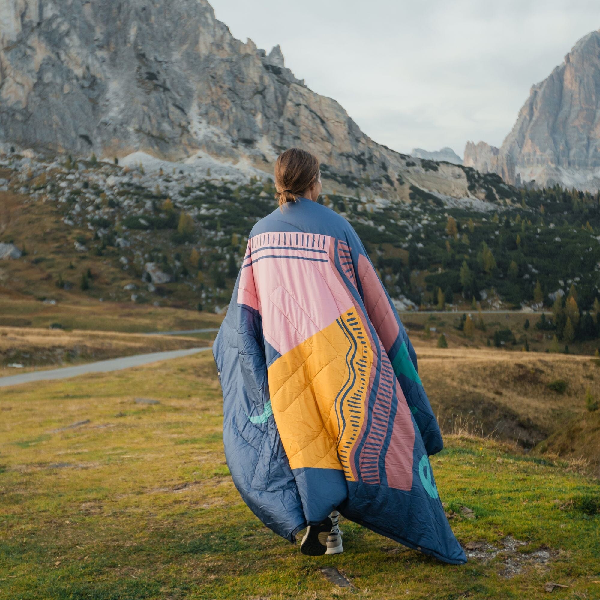 VOITED Multi-Functional Outdoor Fleece Blanket Pillow - Earth