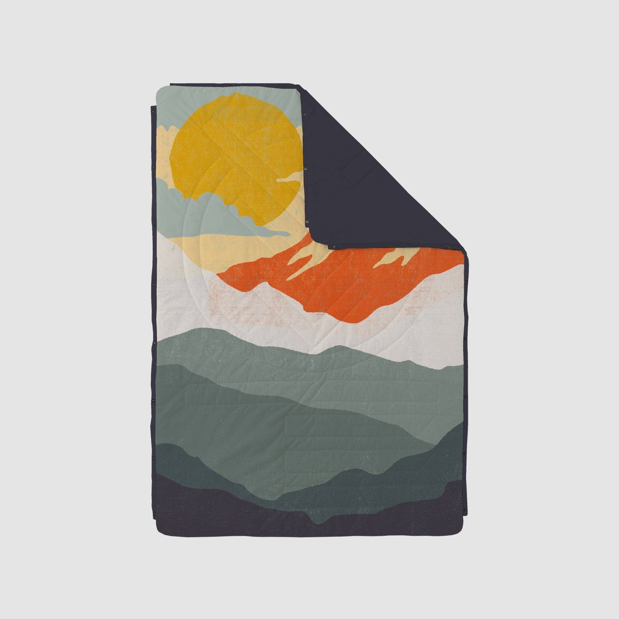 VOITED Insulated, Recycled & Versatile Outdoor Throw Blanket