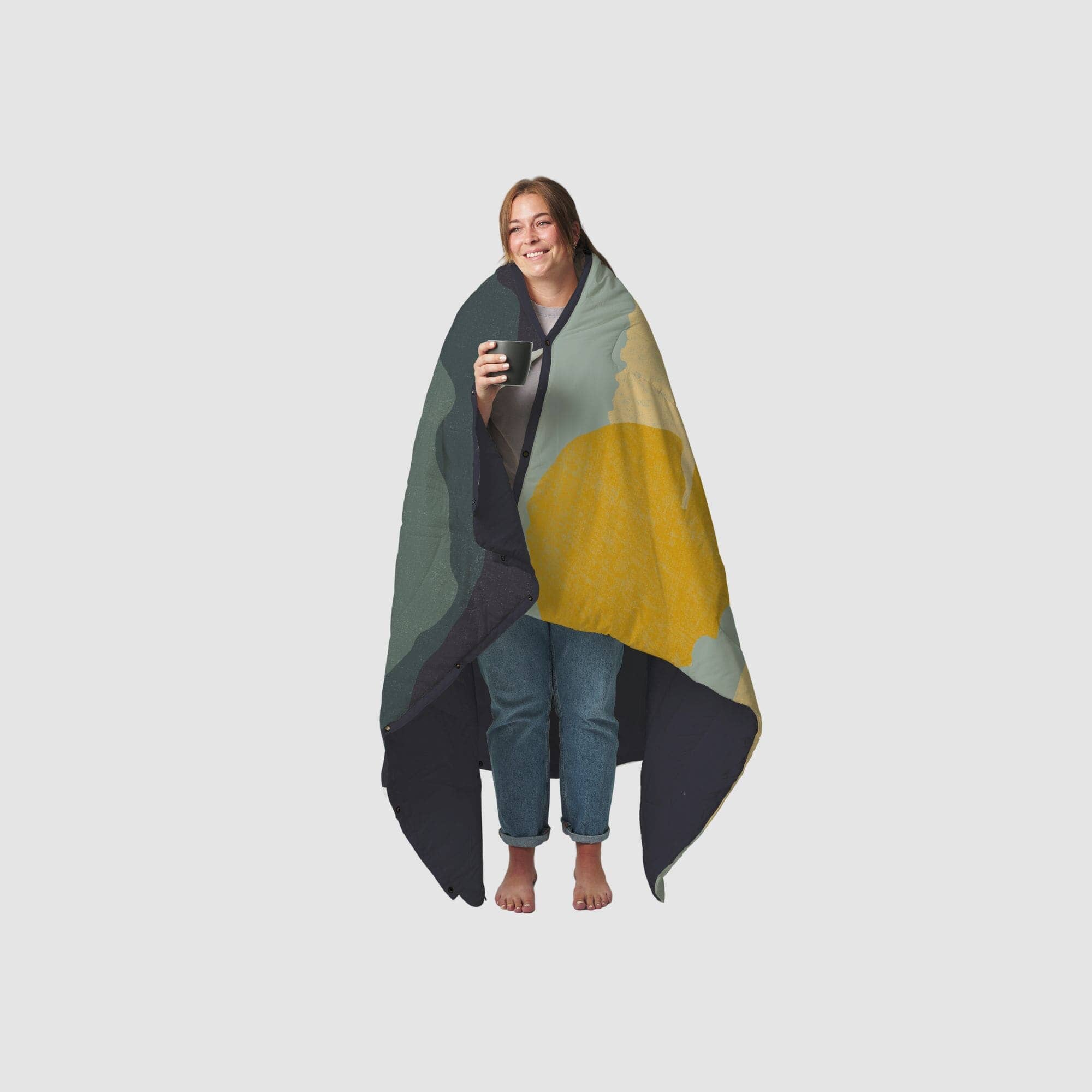 VOITED Insulated, Recycled & Versatile Outdoor Throw Blanket