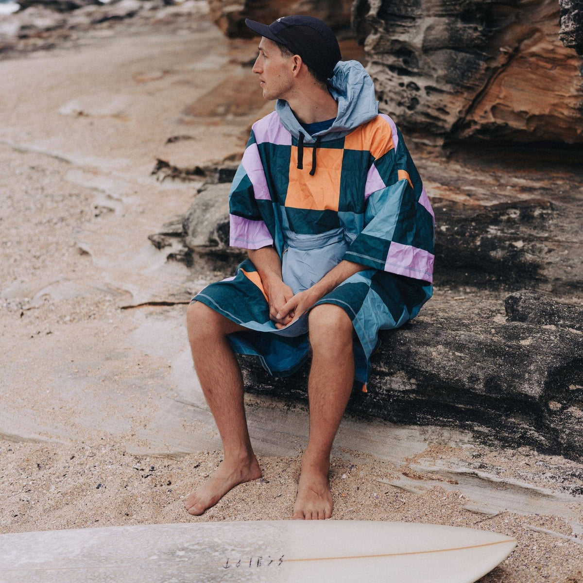 VOITED Micro Fleece Poncho - Cheeckers