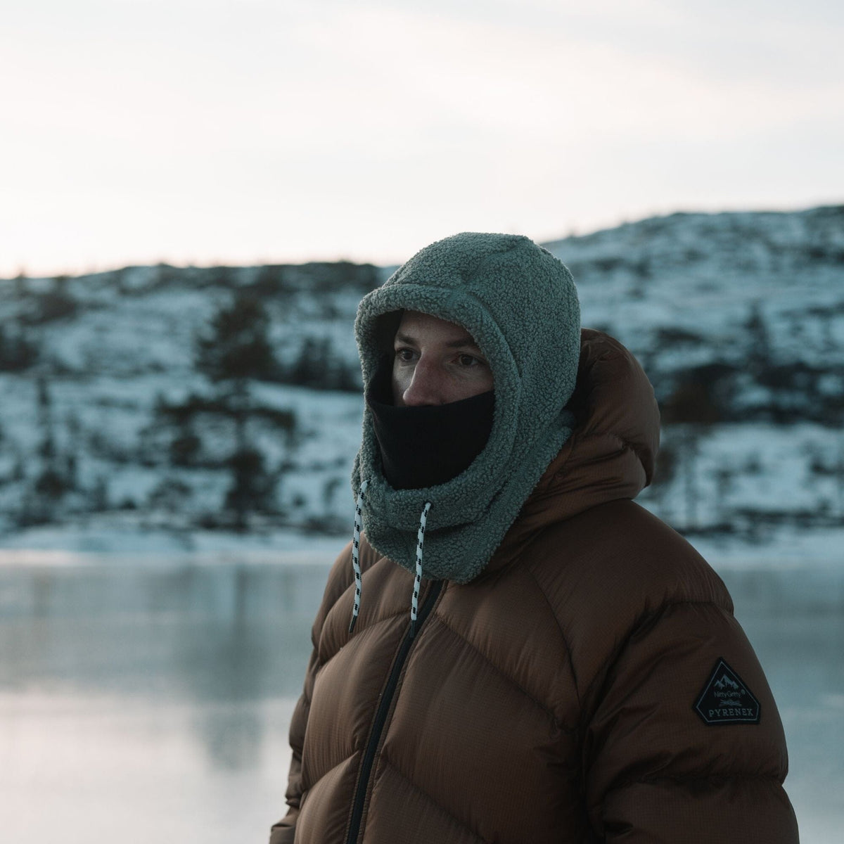 VOITED Polar Fleece Hood - Pistachio