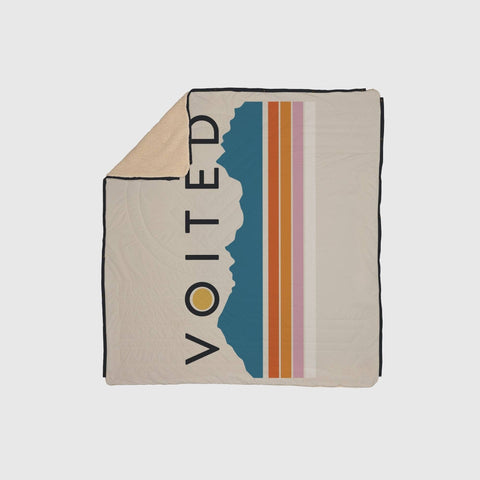 VOITED Queen CloudTouch® Indoor/Outdoor Camping Blanket - Snowy Peak Blankets VOITED 