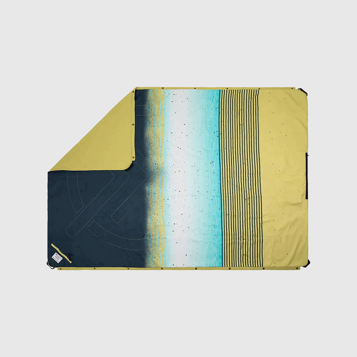 VOITED Compact Picnic & Beach Blanket - Woodspray