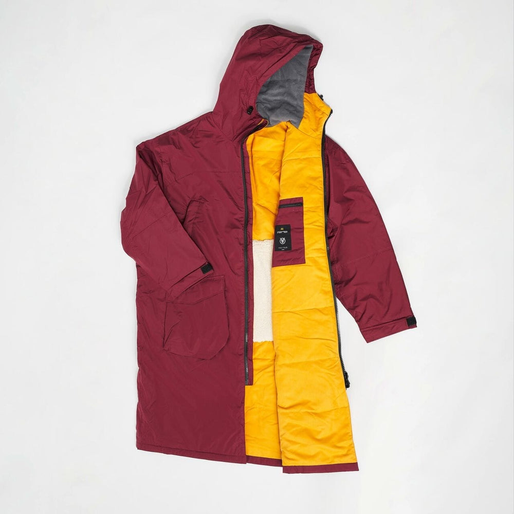 VOITED Stay Dry and Warm Outdoors with Changing Robes - Cardinal ...