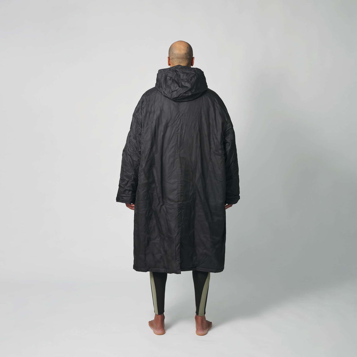 Voited Robe VOITED Stay Dry and Warm Outdoors with Changing Robes - Black – VOITED US