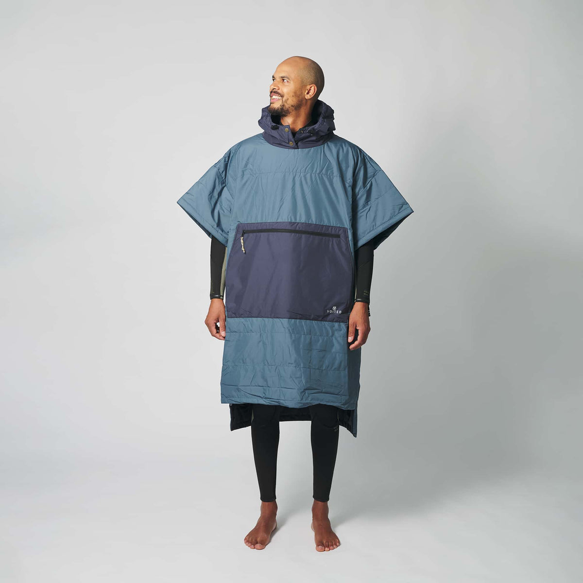 camping kostüm VOITED 2nd Edition Outdoor Poncho for Surfing, Camping, Vanlife & Wild Swimming